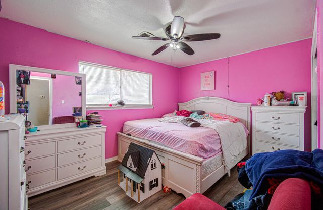 12342 Ledger Lane, Houston, TX 77015