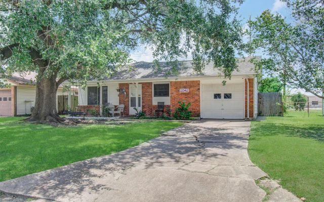 12342 Ledger Lane, Houston, TX 77015
