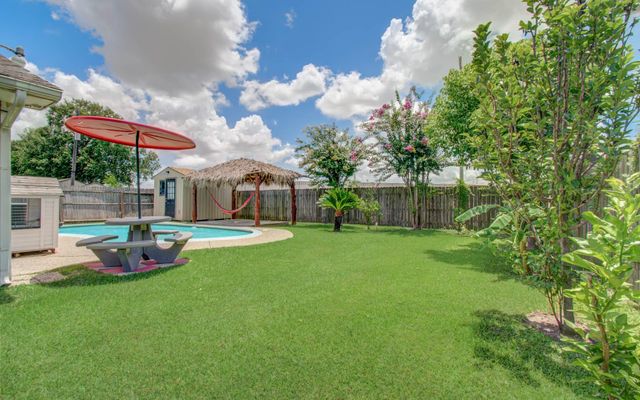 12342 Ledger Lane, Houston, TX 77015