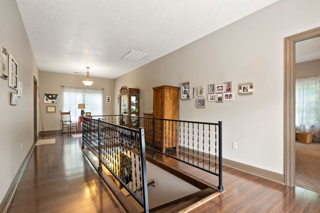 348 Witherspoon Dr, Smithville, TN 37166