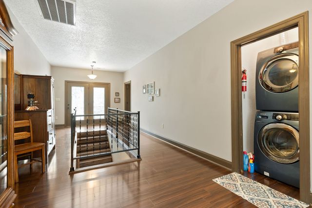 348 Witherspoon Dr, Smithville, TN 37166