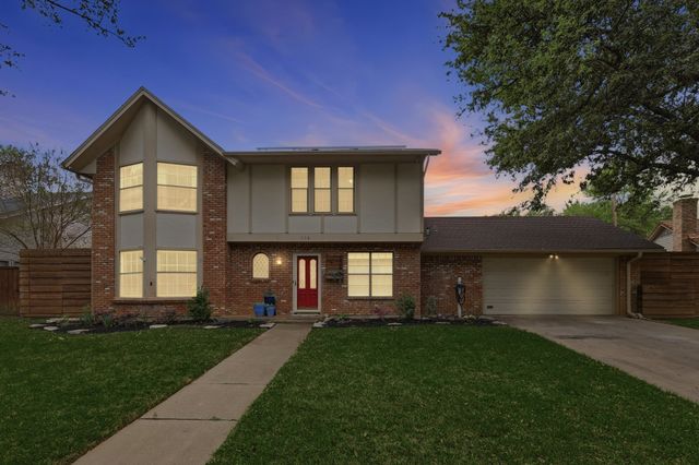 508 Country Green Lane, Arlington, TX 76011