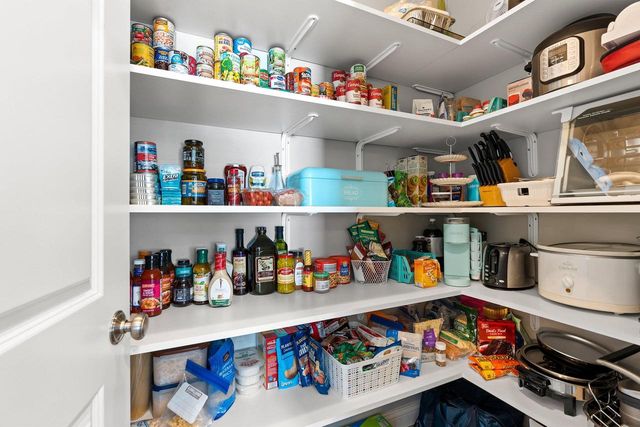 3861 MEUNIER LANE, Green Bay, WI 54311