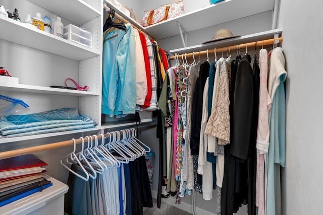 3861 MEUNIER LANE, Green Bay, WI 54311