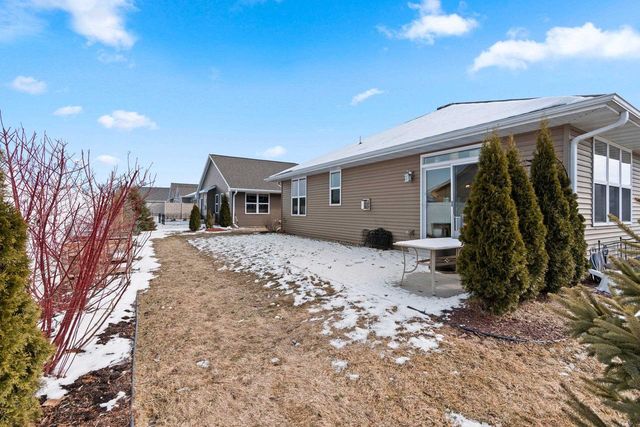 3861 MEUNIER LANE, Green Bay, WI 54311