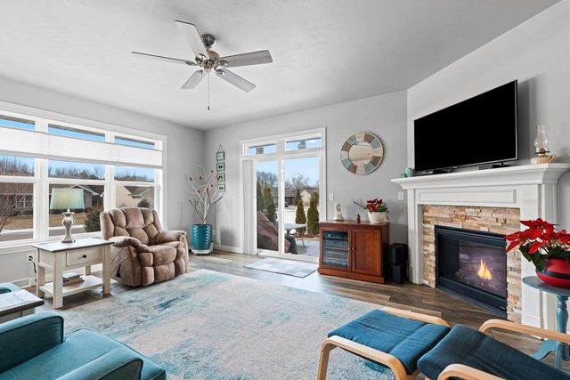 3861 MEUNIER LANE, Green Bay, WI 54311