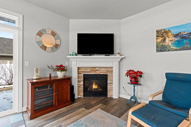 3861 MEUNIER LANE, Green Bay, WI 54311