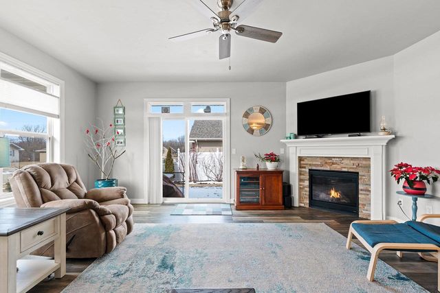 3861 MEUNIER LANE, Green Bay, WI 54311