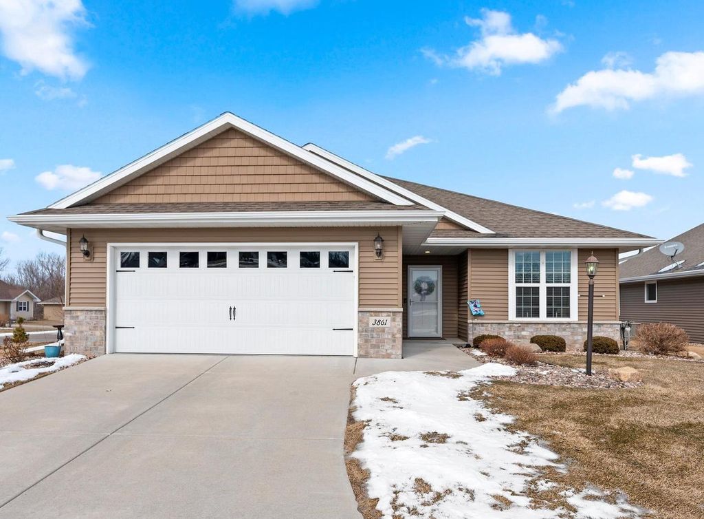 3861 MEUNIER LANE, Green Bay, WI 54311