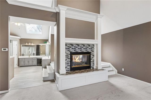 6642 Monticello Court, Parkville, MO 64152