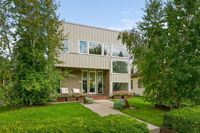 111 11th Avenue N, Hopkins, MN 55343