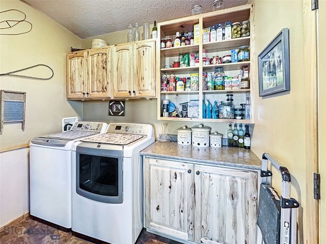 37 Staggers Lane South, Cameron, MT 59720