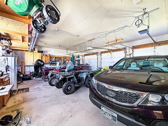 37 Staggers Lane South, Cameron, MT 59720