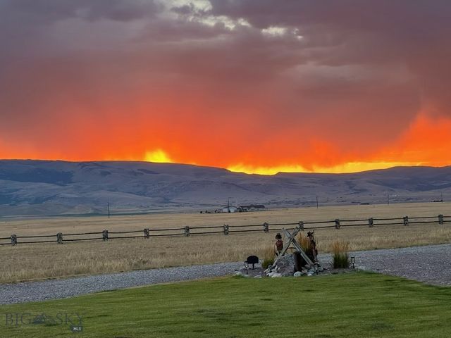 37 Staggers Lane South, Cameron, MT 59720