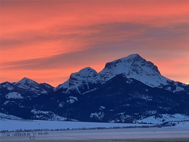 37 Staggers Lane South, Cameron, MT 59720