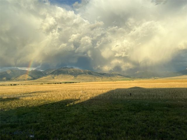 37 Staggers Lane South, Cameron, MT 59720