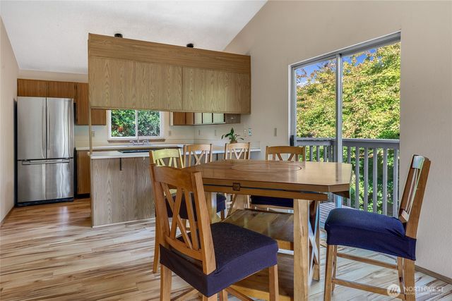 27129 35th Lane S, Kent, WA 98032