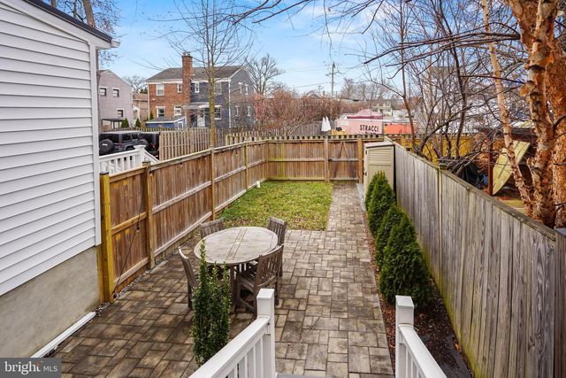 19 CLIFFORD AVE, Alexandria, VA 22305