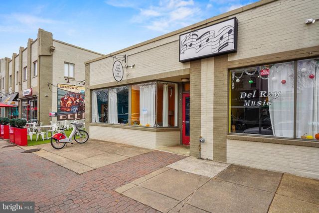 19 CLIFFORD AVE, Alexandria, VA 22305