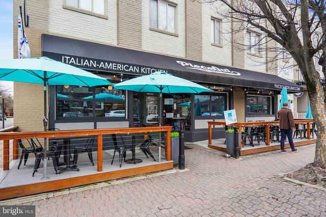 19 CLIFFORD AVE, Alexandria, VA 22305