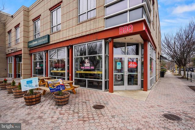 19 CLIFFORD AVE, Alexandria, VA 22305