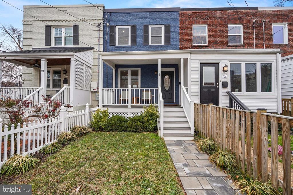 19 CLIFFORD AVE, Alexandria, VA 22305