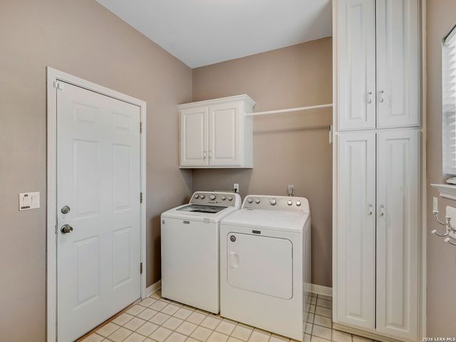 7807 Rocking Horse Ln, Boerne, TX 78015