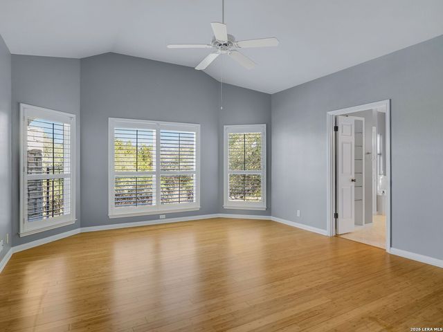 7807 Rocking Horse Ln, Boerne, TX 78015