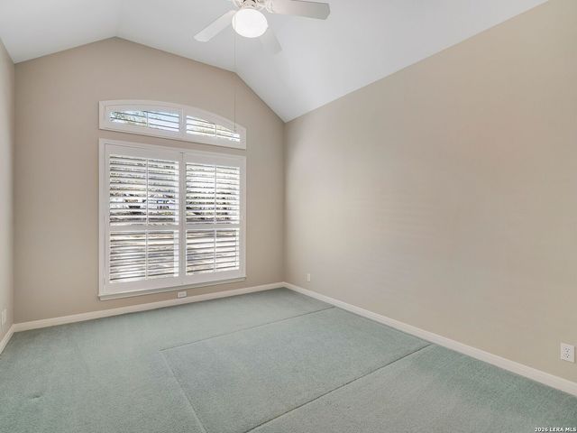 7807 Rocking Horse Ln, Boerne, TX 78015