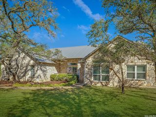 7807 Rocking Horse Ln, Boerne, TX 78015