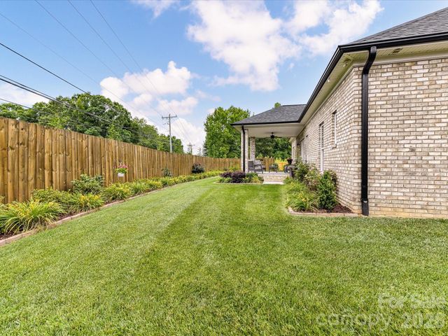 260 Lagoda Drive, Locust, NC 28097