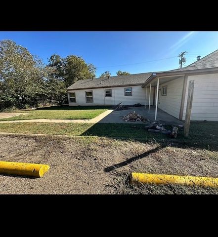 107 Mcarthur Lane, Cleburne, TX 76031