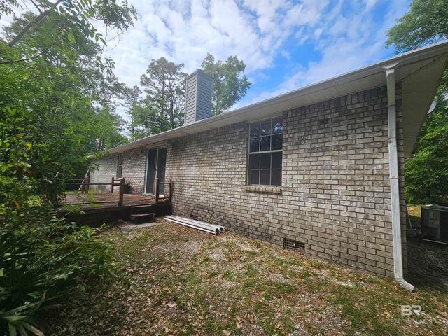 2700 Pine Ridge Drive, Lillian, AL 36549