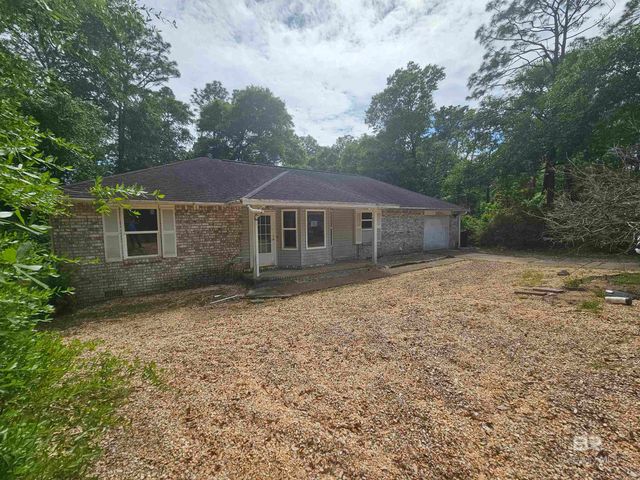 2700 Pine Ridge Drive, Lillian, AL 36549