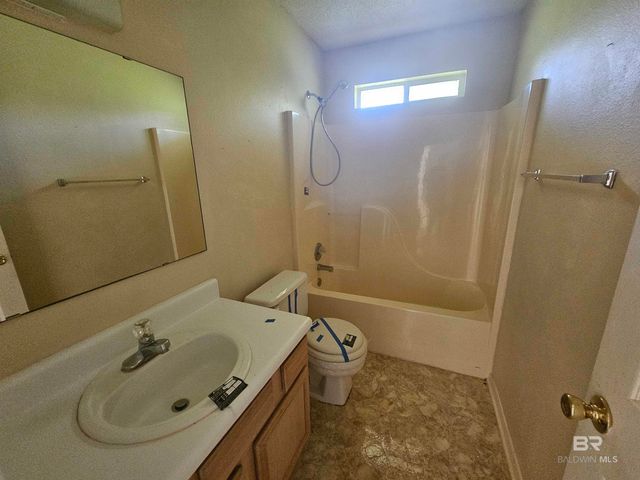 2700 Pine Ridge Drive, Lillian, AL 36549