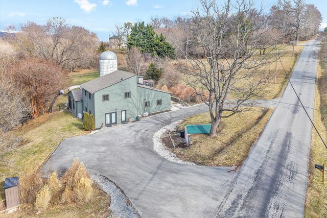 3144 Country Club RD, Troutville, VA 24175