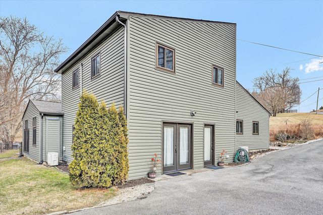 3144 Country Club RD, Troutville, VA 24175