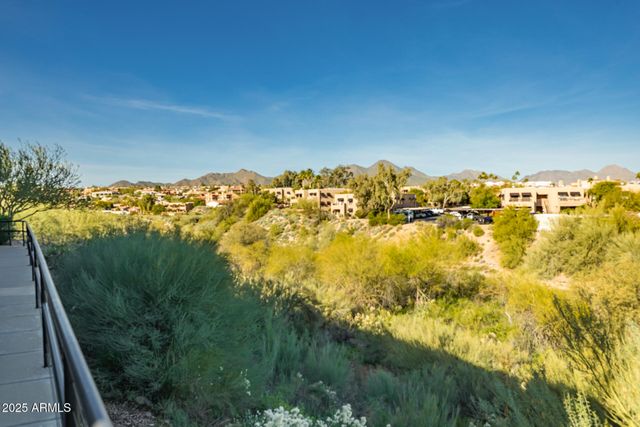 16812 E LAMPLIGHTER Way 9, Fountain Hills, AZ 85268