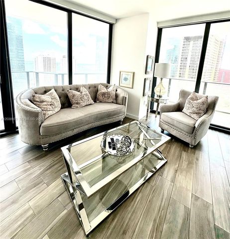1300 S Miami Avenue 2205, Miami, FL 33130