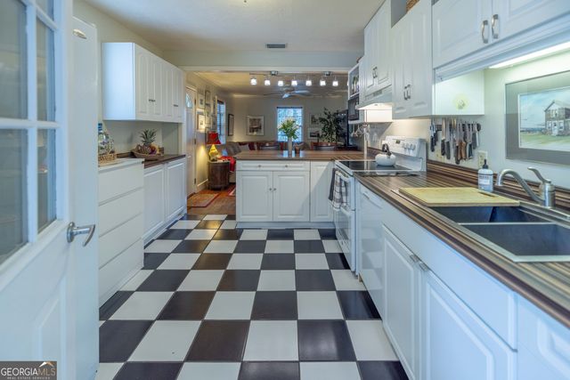 506 Bailey Street, St. Marys, GA 31558