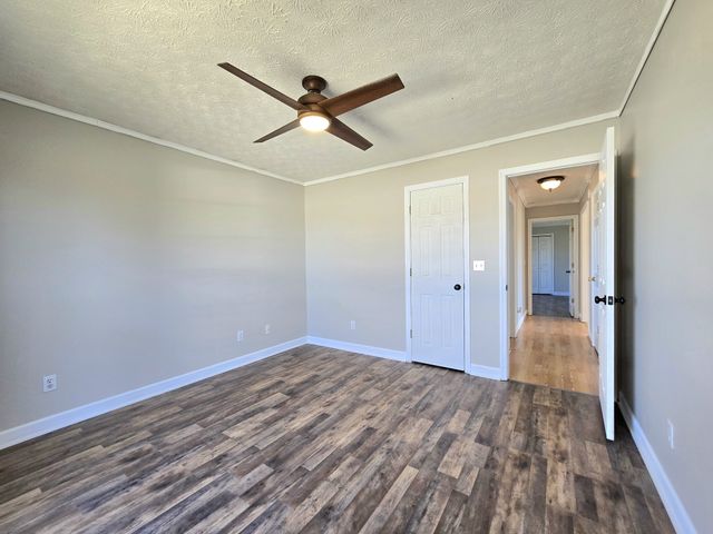 1381 Tom Grissom Rd, Morrison, TN 37357