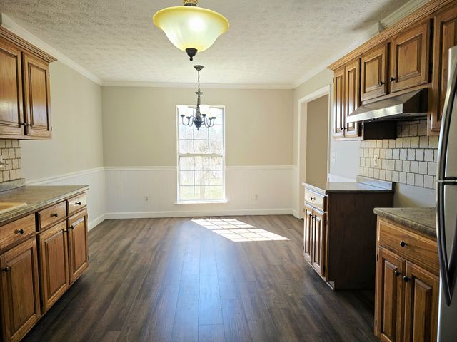 1381 Tom Grissom Rd, Morrison, TN 37357