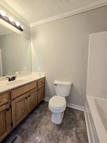 1381 Tom Grissom Rd, Morrison, TN 37357