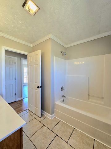 1381 Tom Grissom Rd, Morrison, TN 37357