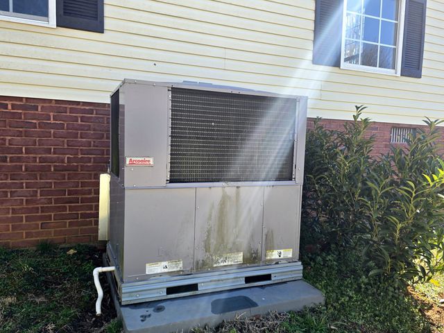 1381 Tom Grissom Rd, Morrison, TN 37357