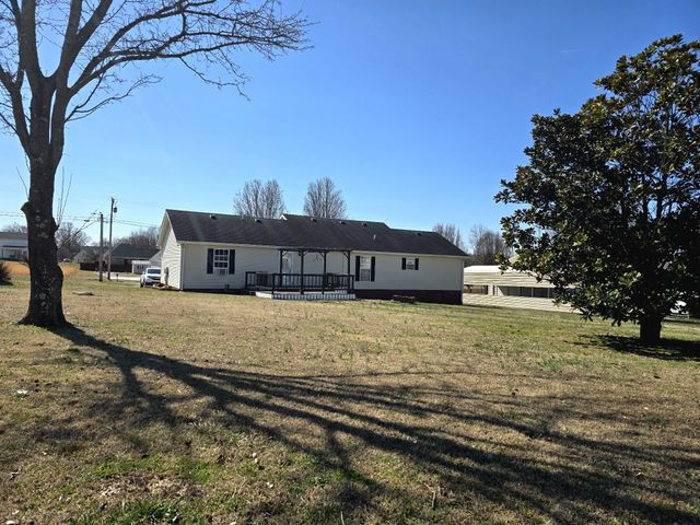 1381 Tom Grissom Rd, Morrison, TN 37357