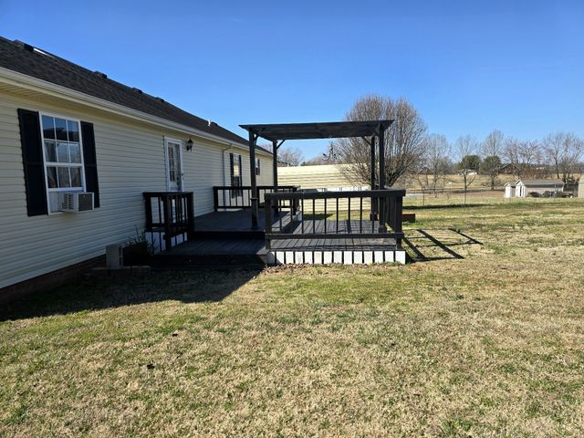 1381 Tom Grissom Rd, Morrison, TN 37357