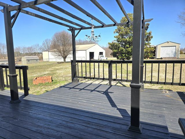 1381 Tom Grissom Rd, Morrison, TN 37357