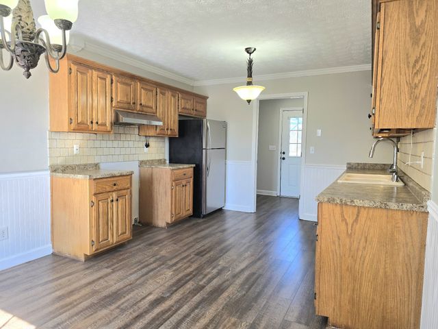 1381 Tom Grissom Rd, Morrison, TN 37357