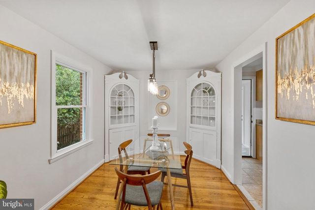 302 S WEST ST, Falls Church, VA 22046